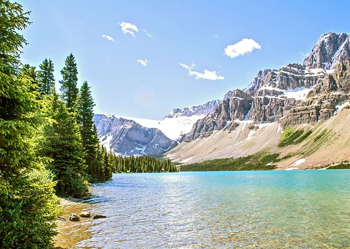 LAKE AND MOUNTAIN