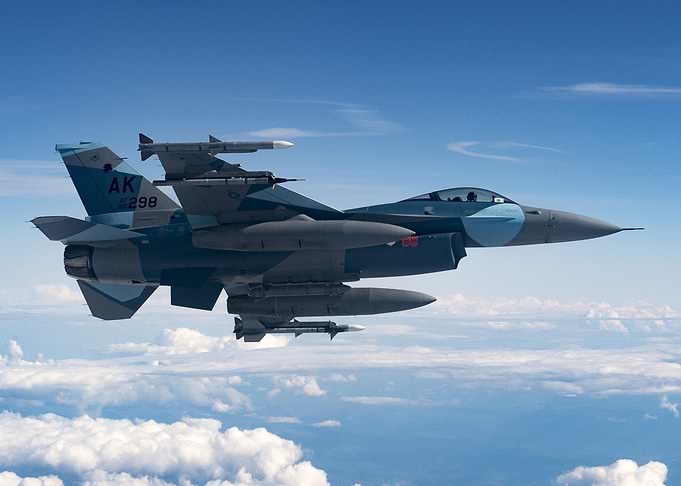 F16 Fighting Falcon Jet