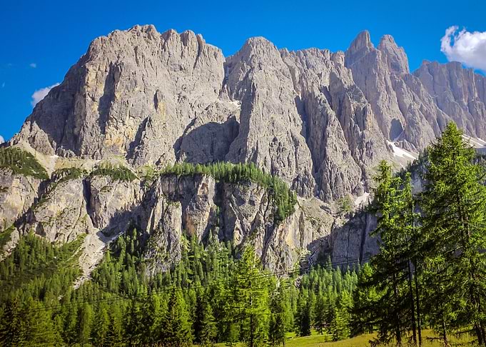 MOUNTAIN
