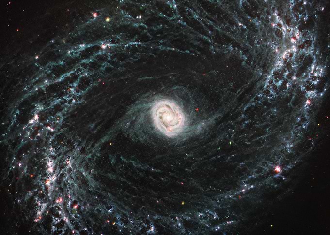 NGC 1433 Spiral Galaxy