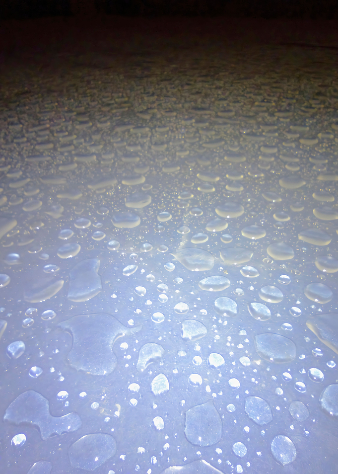 Droplets water isolated ve