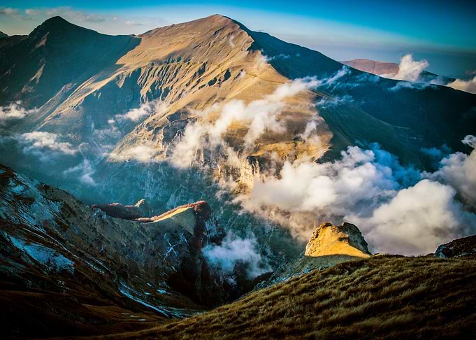 MISTY MOUNTAIN