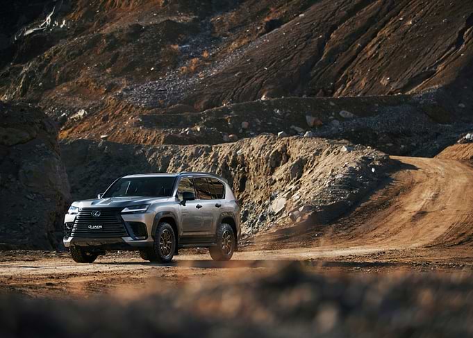 Lexus LX 600