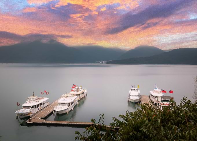 Oil Painting Sun Moon Lake