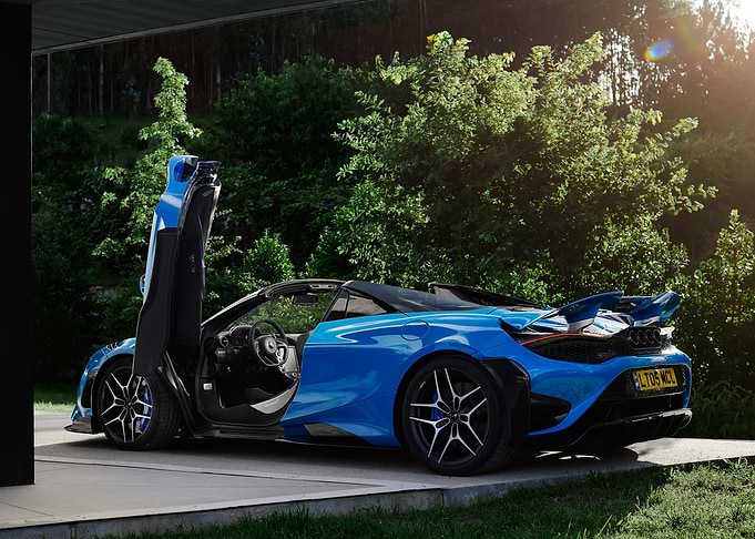 McLaren 765lt spider