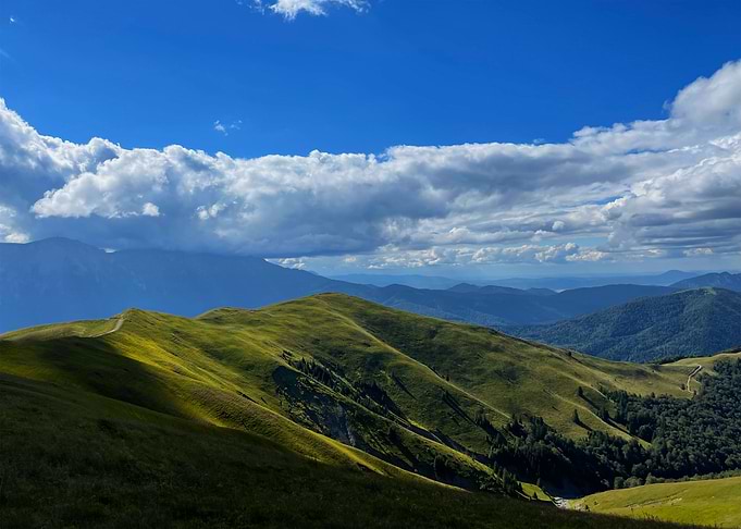 Mountains reach the sky