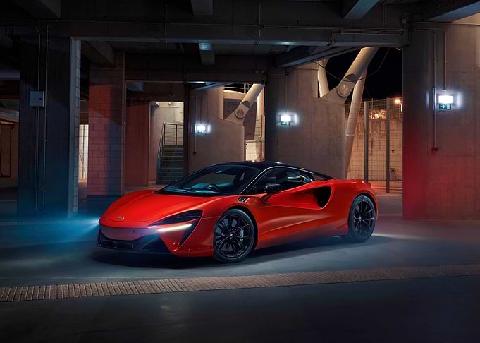 McLaren artura