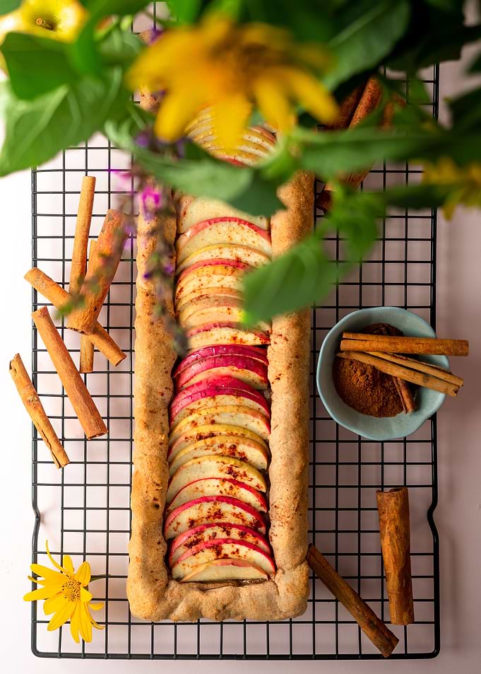 Apple tart