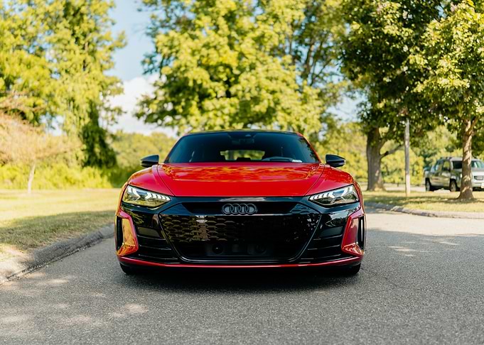 Audi R8 V10 Sport car