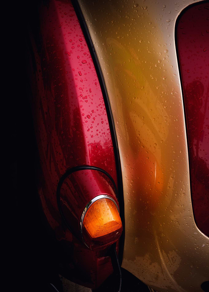 Vintage Audi Stop Light