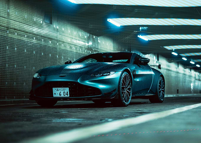 Aston Martin Vantage