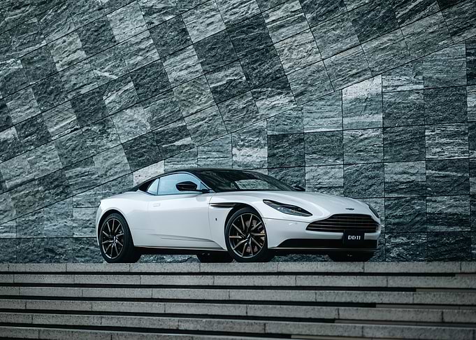 Aston Martin db11