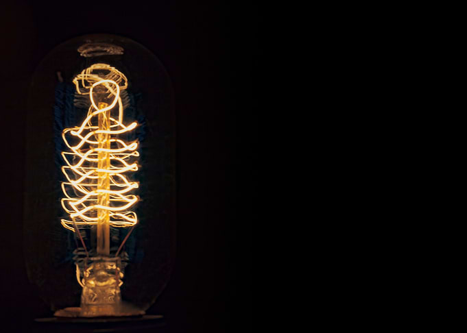 Light bulb vintage side co