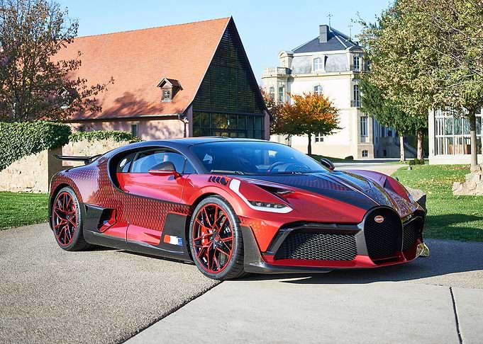 Bugatti Chiron Sport Car