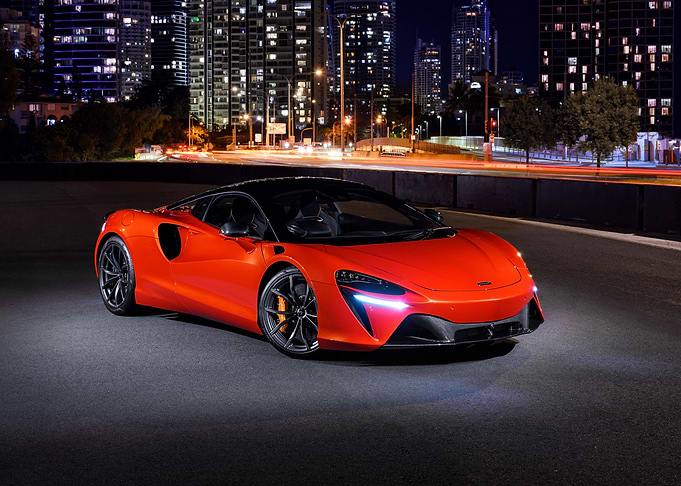 mclaren artura
