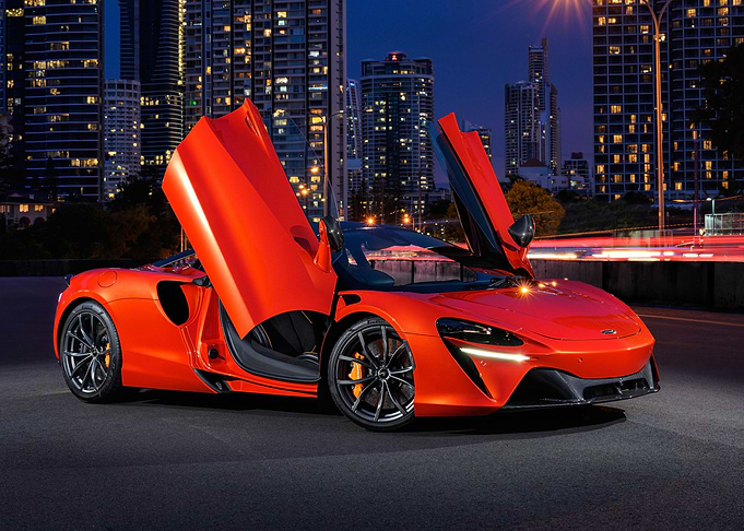 mclaren artura