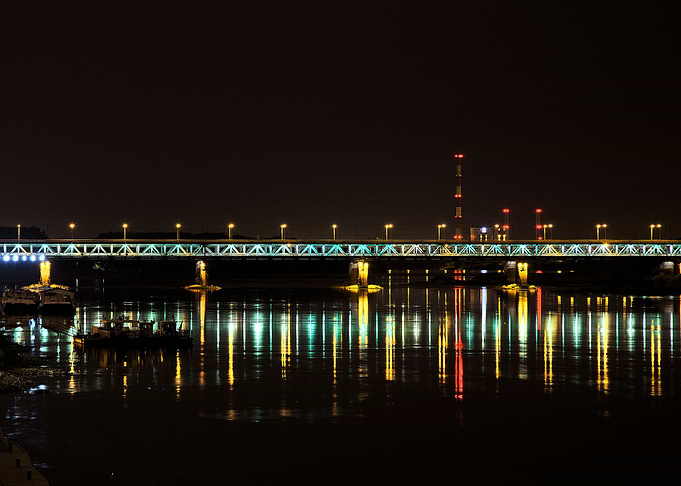 Warsaw bridge by night