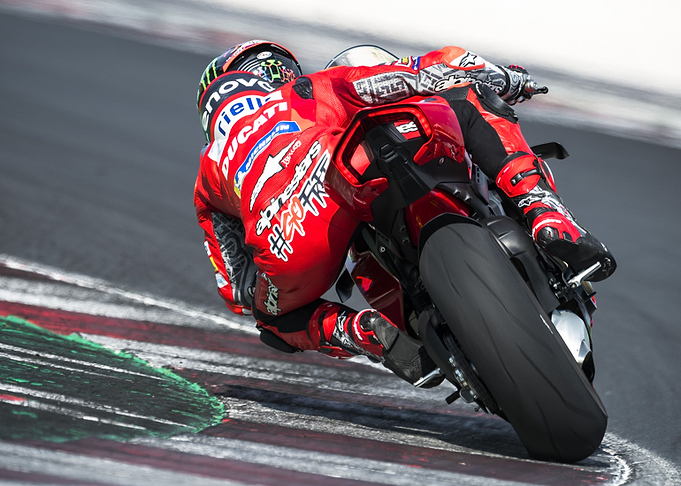 SEXY REAR V4 PANIGALE