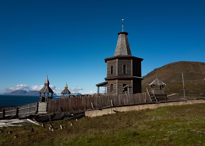 Arctic Old Coal Mine