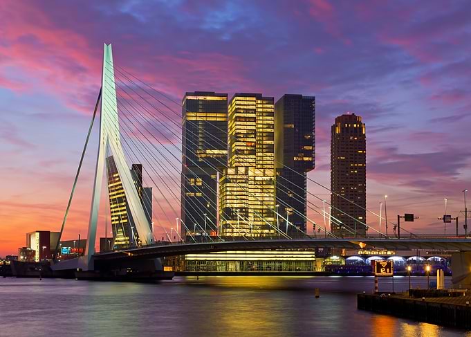 Sunrise at Erasmus bridge