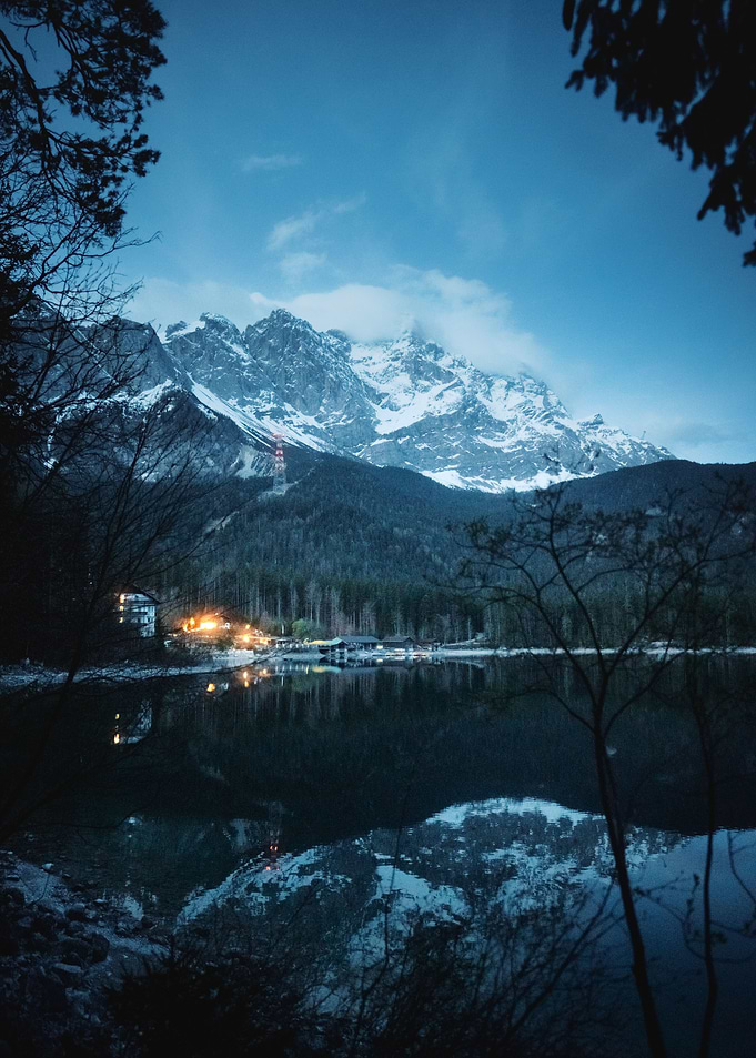 Eibsee Blue Hour