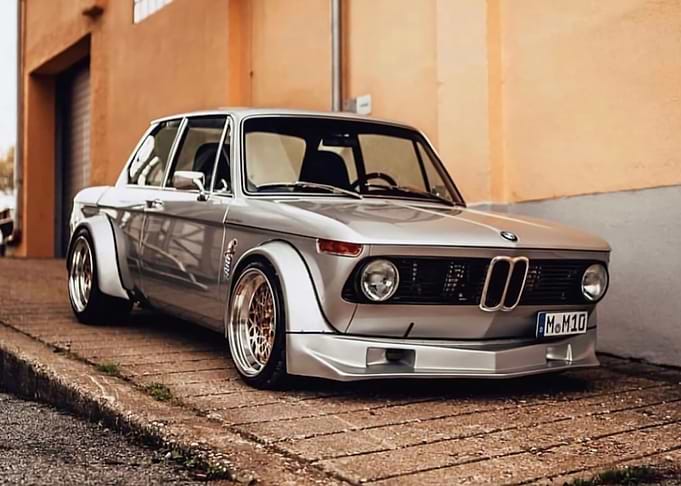 BMW E30