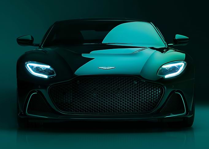 Aston Martin DBS 770