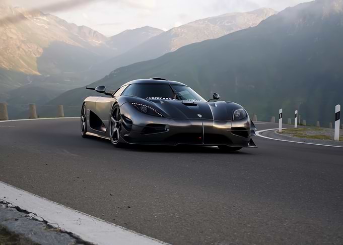 Koegnigsegg Regera