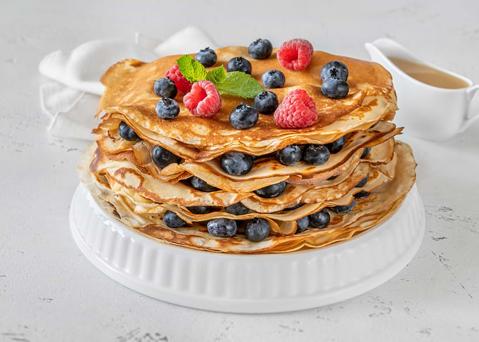 Crepes with fresh berries