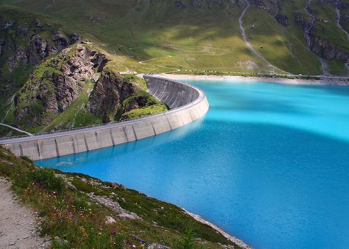 Blue lake dam