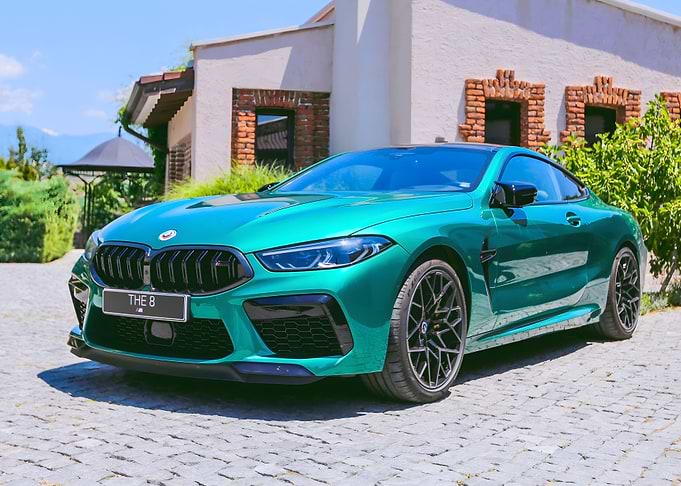 BMW M8