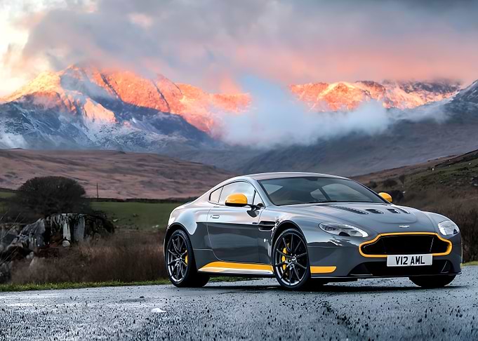 Aston Martin V12 Vantage