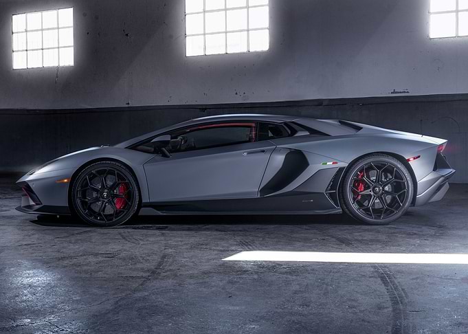 Lamborghini Aventador