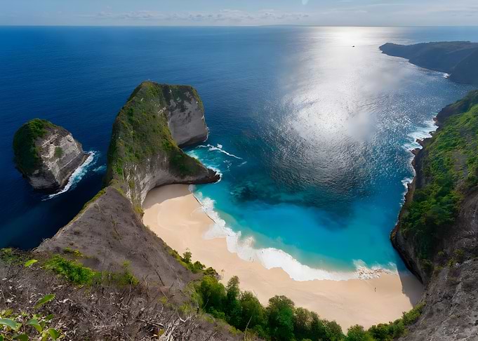 Kelingking Beach Indonesia