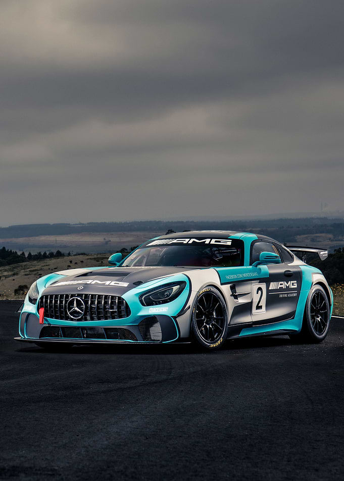 Mercedes Benz AMG GT 4
