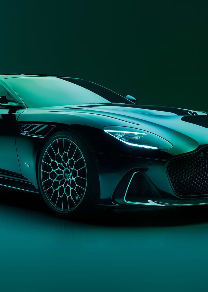 Aston Martin DBS 770