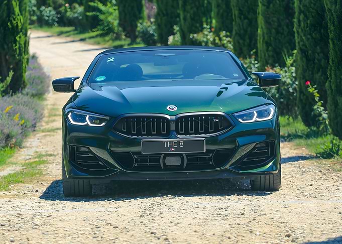 BMW M850i