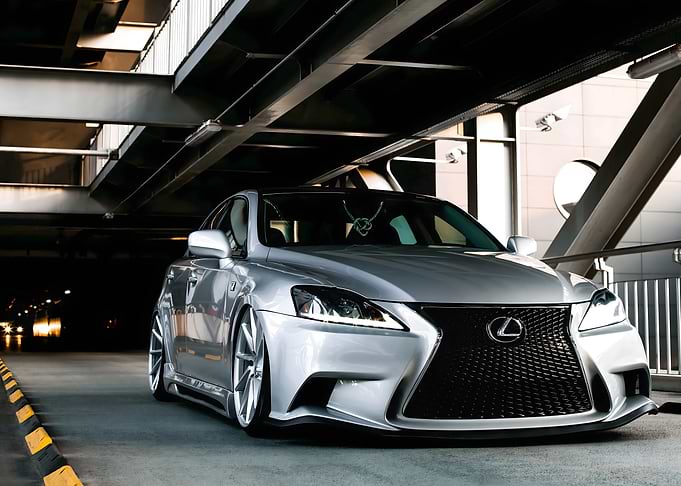 Lexus IS