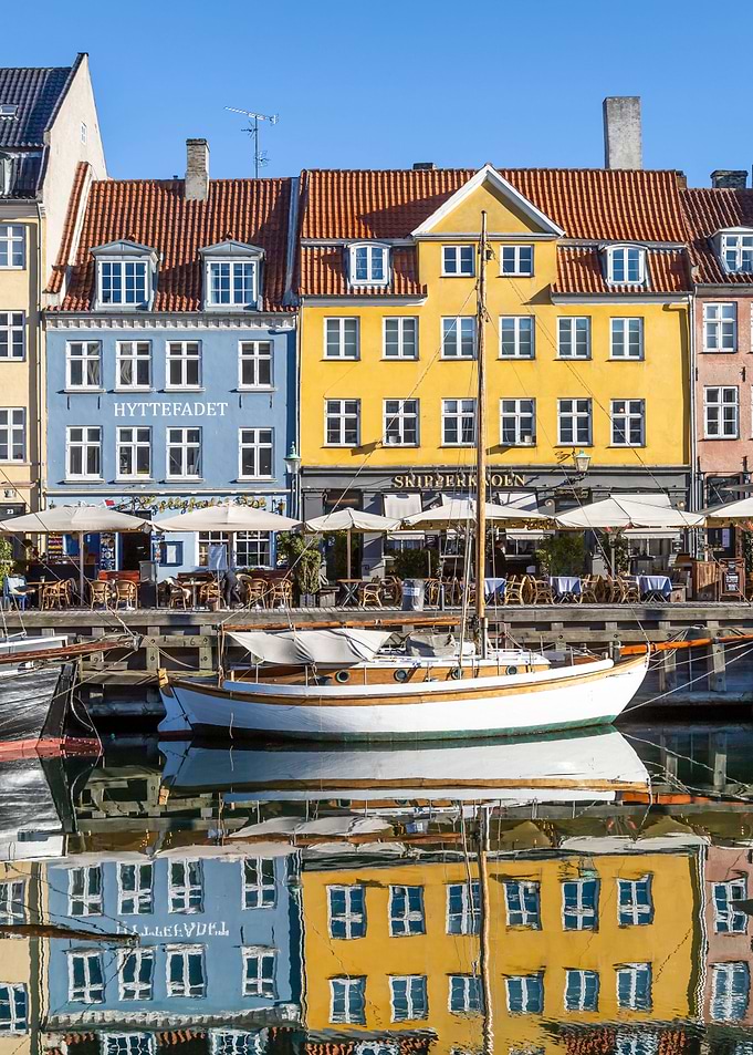 COPENHAGEN Quiet Nyhavn