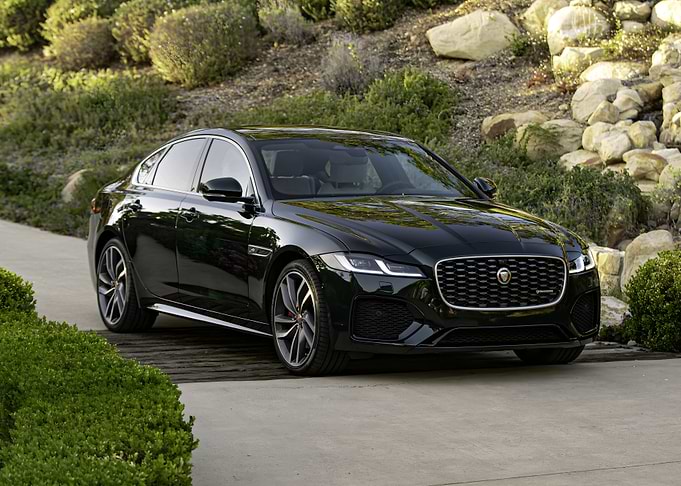 Jaguar XF P300