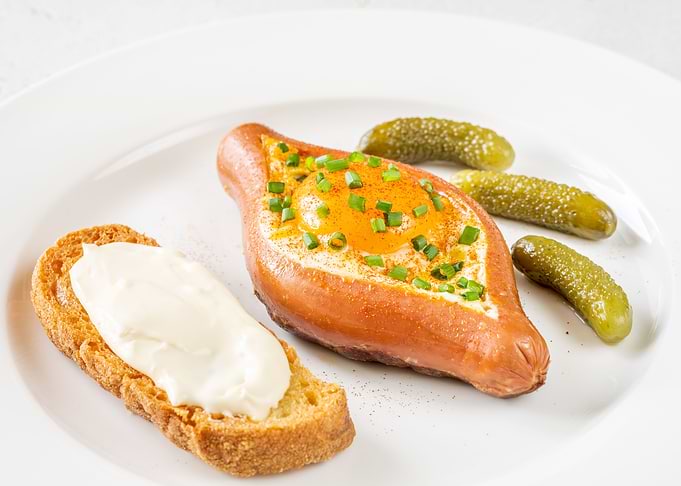 Sausage stuffed with egg