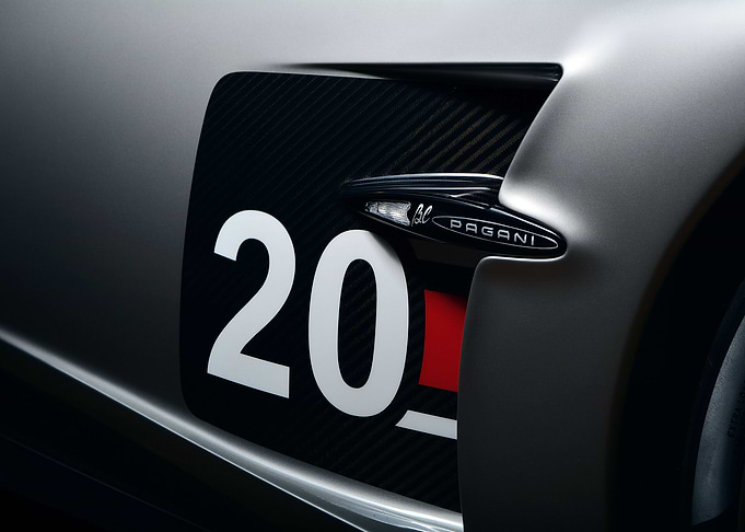 Huayra Roadster BC Detail