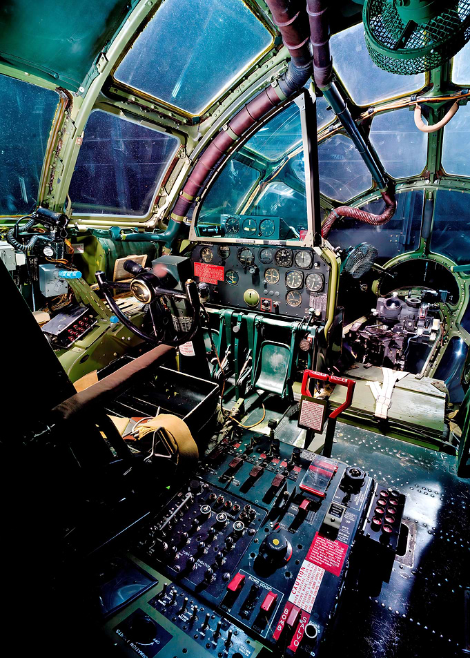 B29 Cockpit Bomber WW2