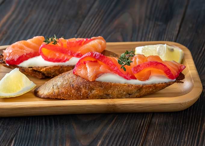Salmon gravlax sandwich
