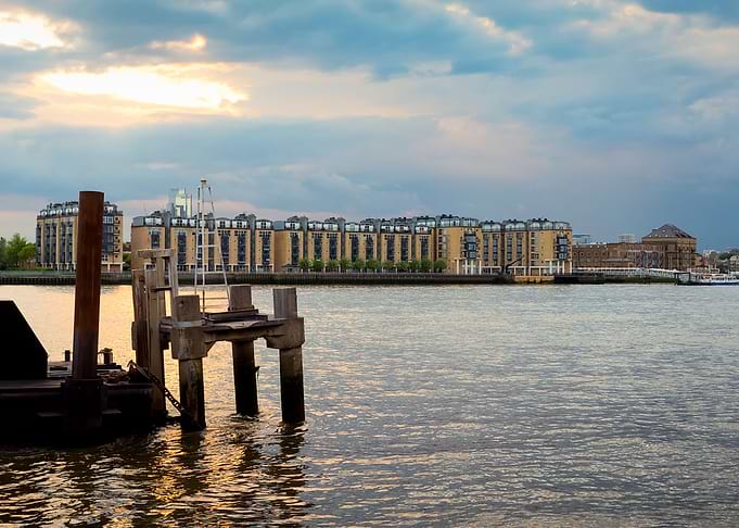 Sunset By The Thames