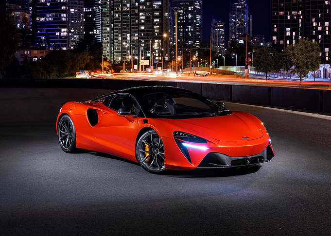 McLaren artura 2021