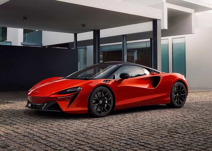 McLaren artura 2021