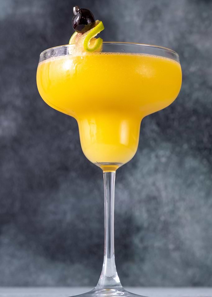 Frozen Mango Daiquiri