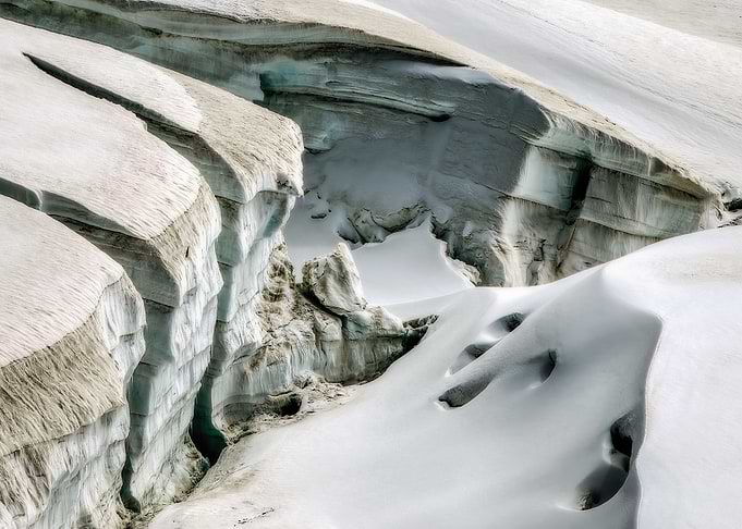 SNOW MOUNTAIN