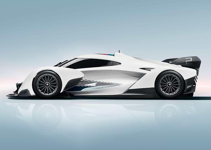 McLaren solus gt